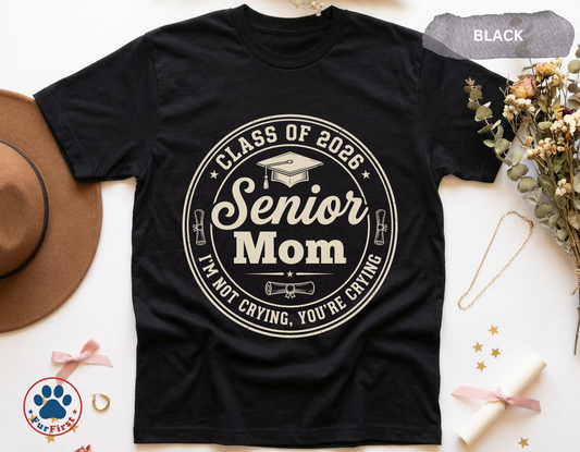 Senior Mom Shirt Class of 2026 — Vintage Badge Graduation Mom Tee, Proud Senior Mom Gift, Funny Mom Shirt